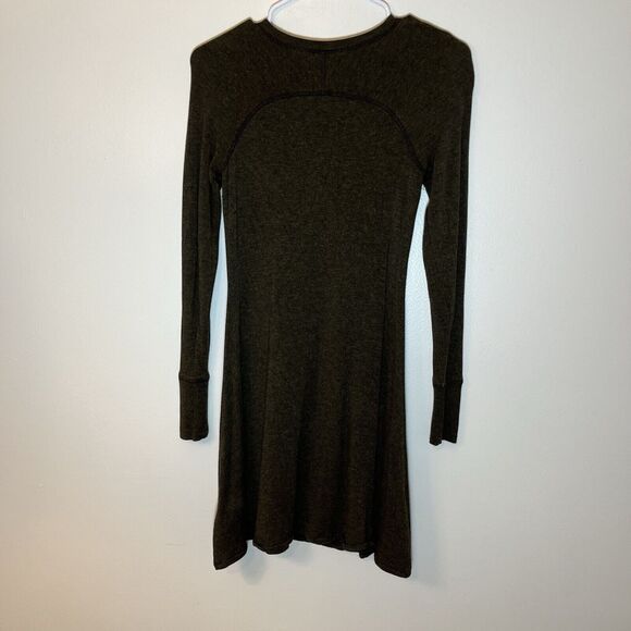Urban Outfitters Dress soft stretch Long sleeve Knit BDG Olive Size S Lagen Look - Picture 3 of 8